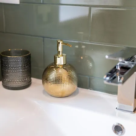 Mam Heat River Nest - Darque Village Centre